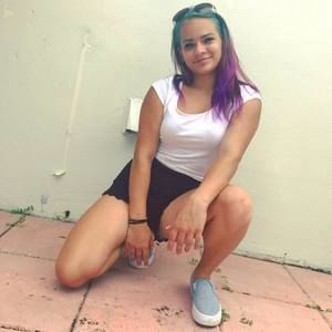 Meet your Posher, Carina